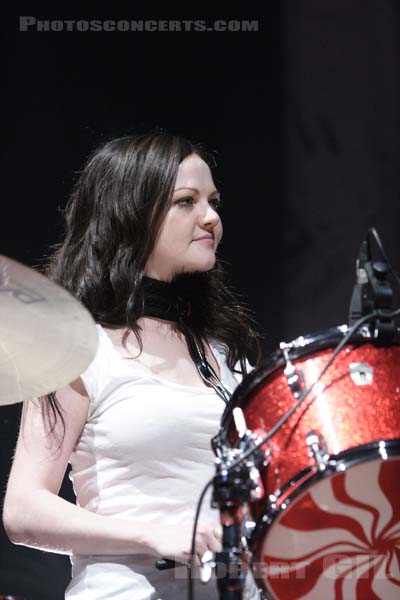 THE WHITE STRIPES - 2005-10-16 - PARIS - Zenith - 